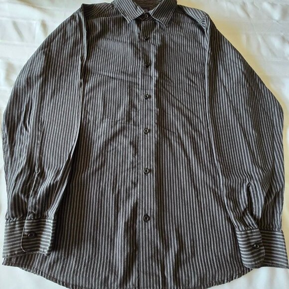Boys Size X-Large (18 ) Black Striped Buttoned Down Dress Shirt - Picture 1 of 8